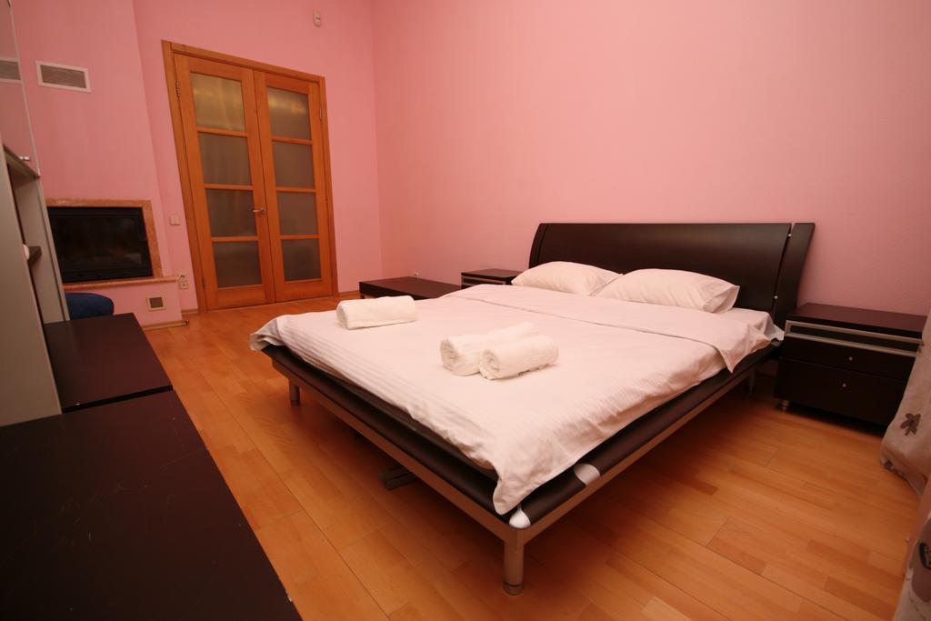 Inn Home Apartments In Kiev Center Eksteriør bilde