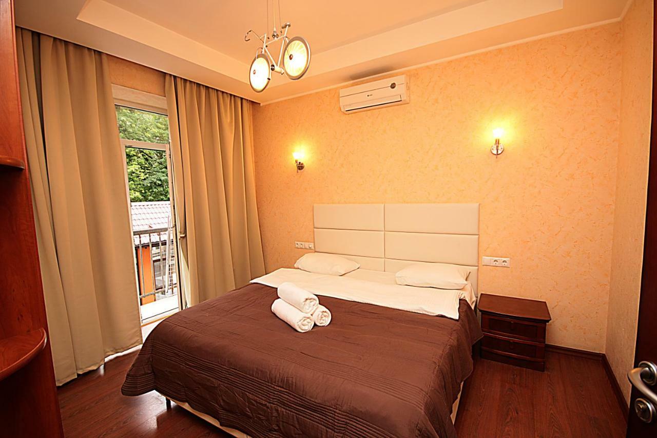 Inn Home Apartments In Kiev Center Eksteriør bilde