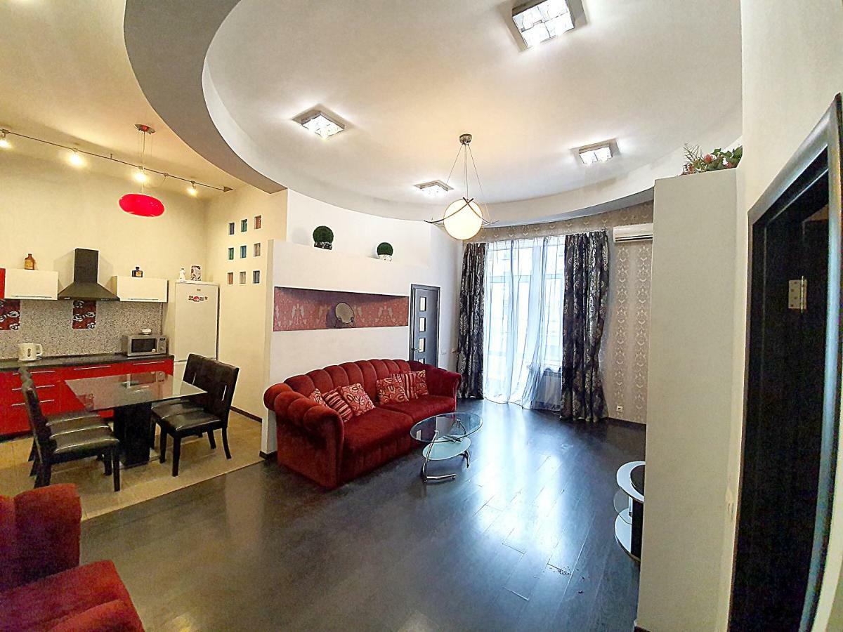 Inn Home Apartments In Kiev Center Eksteriør bilde